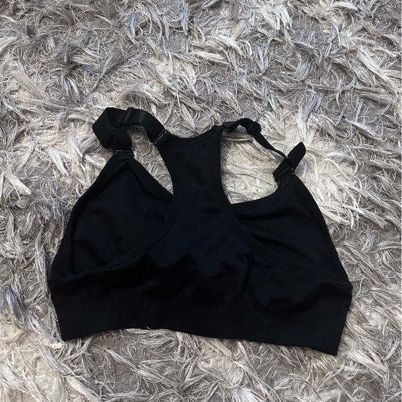 Puma sports bra - Picture 3 of 3